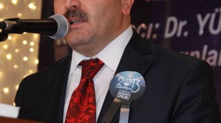 Salman: Peygamberin Merhameti Insanların Kalbine Yerleşse D&uuml;nya Cennete D&ouml;ner