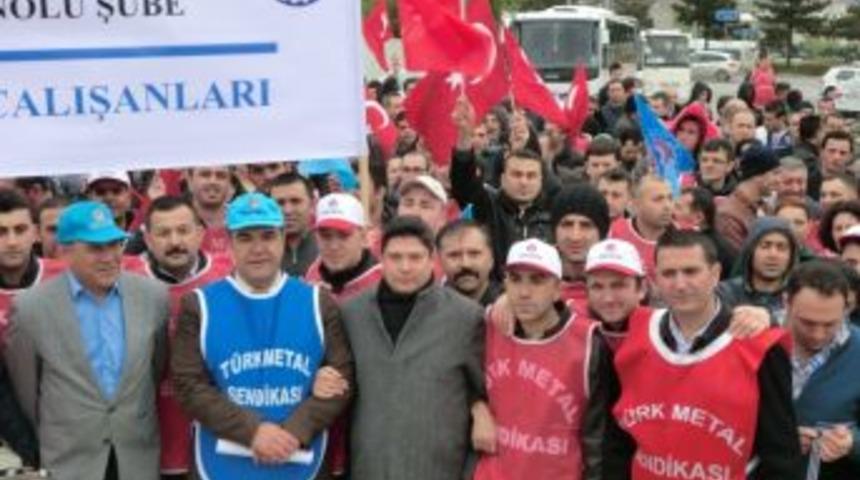 &Ouml;zcan: İş&ccedil;ilere Sosyete Enflasyonu Dayatılıyor