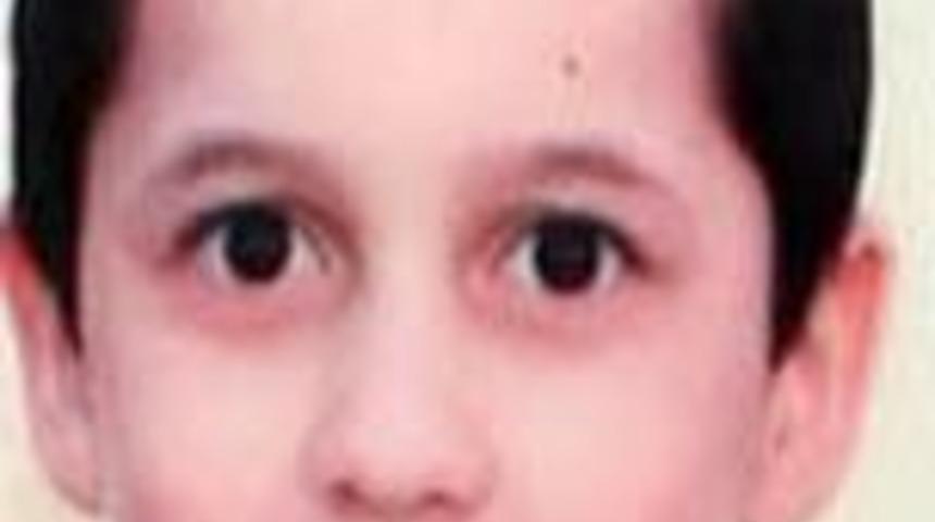 Kardeşinin doğduğu g&uuml;n &ouml;ld&uuml;