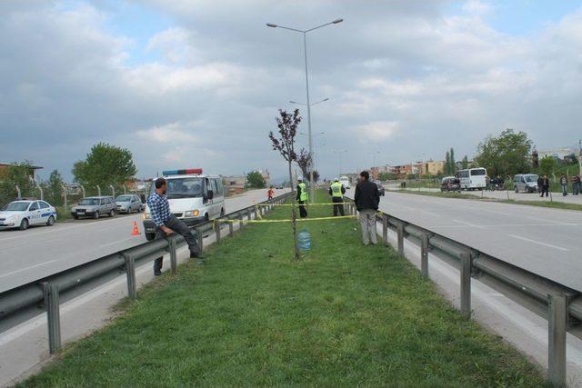 Kardeşinin doğduğu g&uuml;n &ouml;ld&uuml; 1