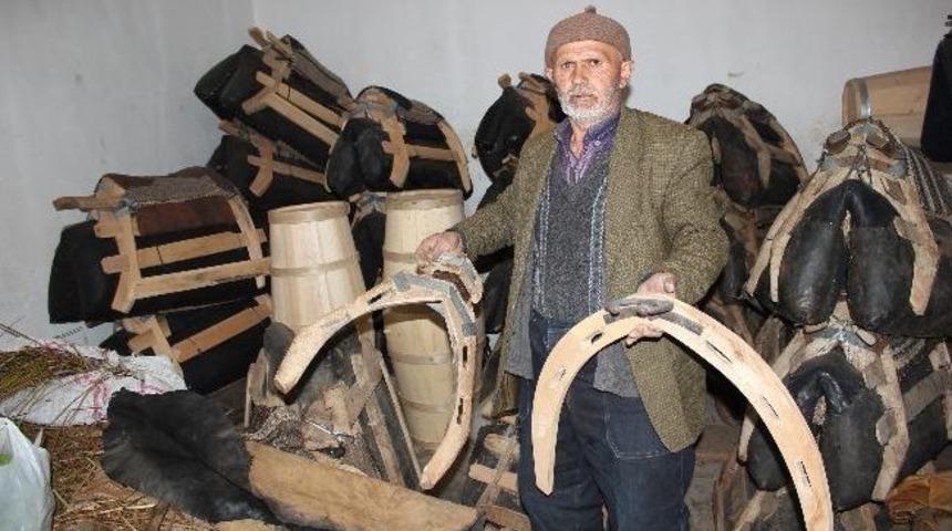 Unutulmaya Y&uuml;z Tutmuş Semercilik Mesleğini Teknolojiye İnat S&uuml;rd&uuml;r&uuml;yor