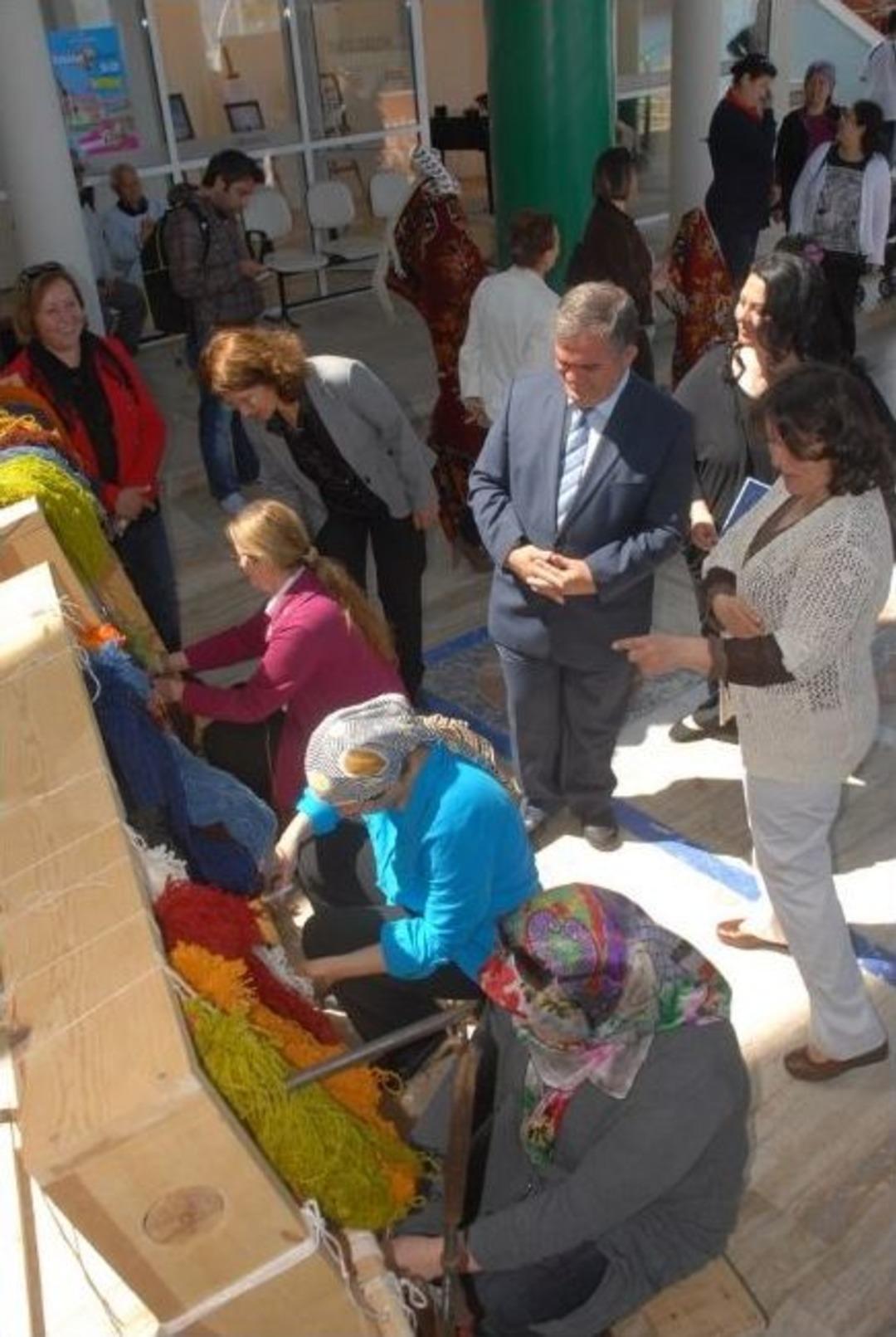 Fethiye Fotoğrafları Ve Halıları G&ouml;z Kamaştırdı