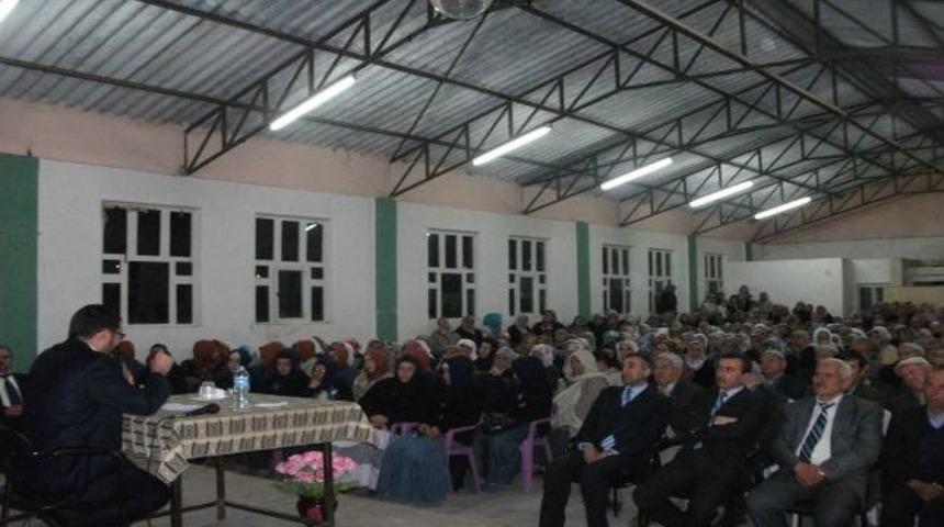 Kula'da Kutlu Doğum Konferanslarına Katılım Yoğun Oldu