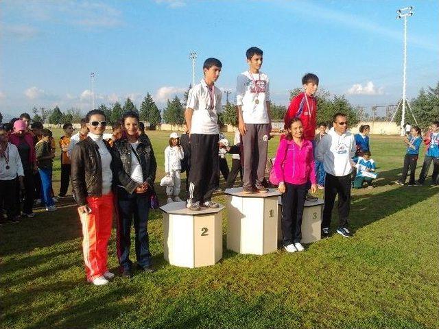 Okul Sporları Puanlı Atletizm Manisa İl Birinciliği M&uuml;sabakaları Renkli Ge&ccedil;ti 2