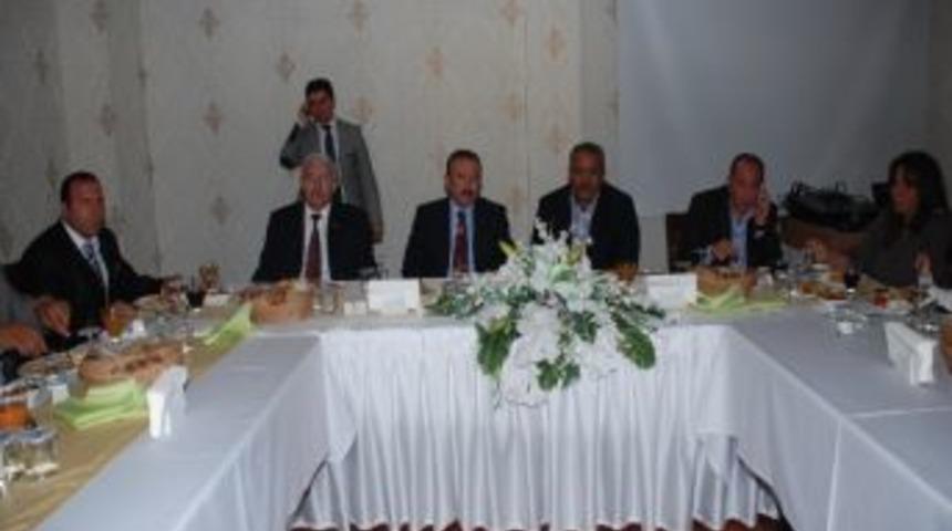 Başkan Doğan Roman Vatandaşlarla Yemekte Buluştu