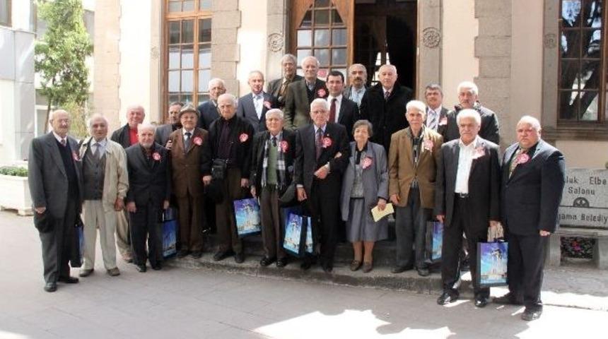 Bergama'da K&ouml;y Enstit&uuml;leri Unutulmadı