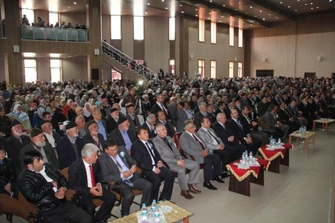 Peygamber Sevgisi Salona Sığmadı