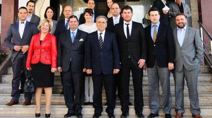 Gen&ccedil; Girişimcilerden Kocaoğluna Nezaket Ziyareti