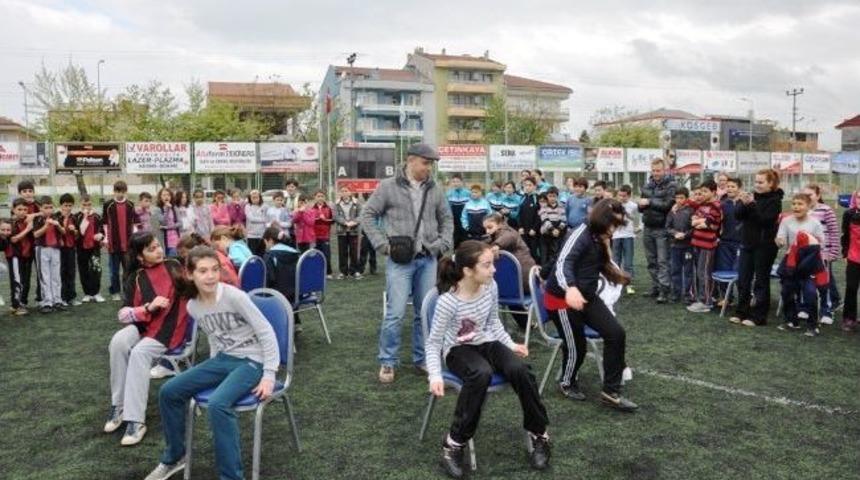 D&uuml;zce&rsquo;de 23 Nisan Hazırlıkları S&uuml;r&uuml;yor