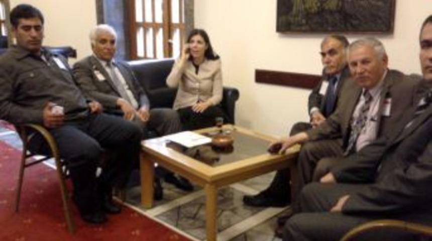 Hemşerileri Sorunlarını Anlattı Milletvekili Bakır &Ccedil;&ouml;z&uuml;m Aradı