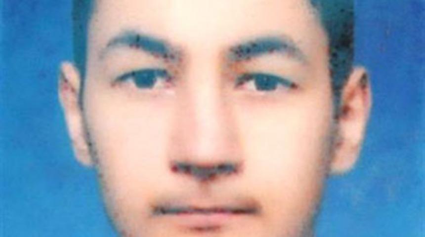 'Hayattan zevk almıyorum' yazıp intihar etti