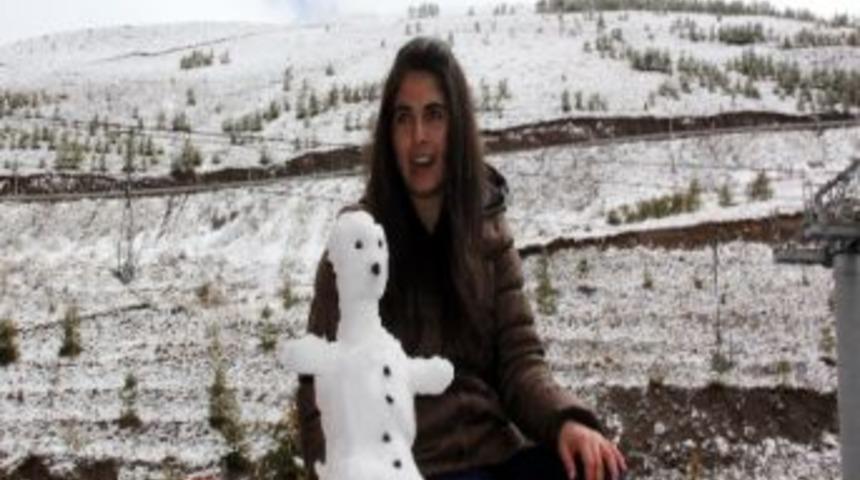 Erzurum&rsquo;da kar yağdı