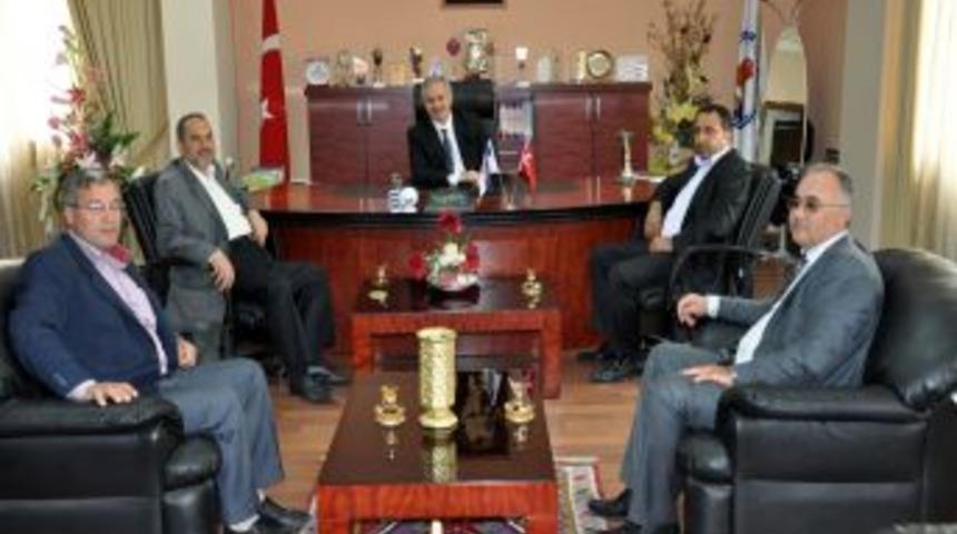 Bal Kooperatifi Y&ouml;neticileri Başkan &Ouml;zgan&rsquo;ı Ziyaret Etti