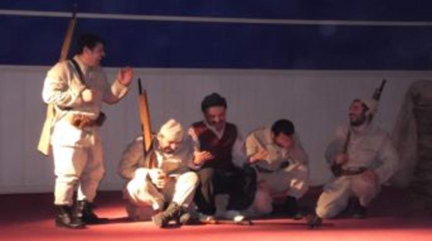 Sincik Tiyatroya Doydu