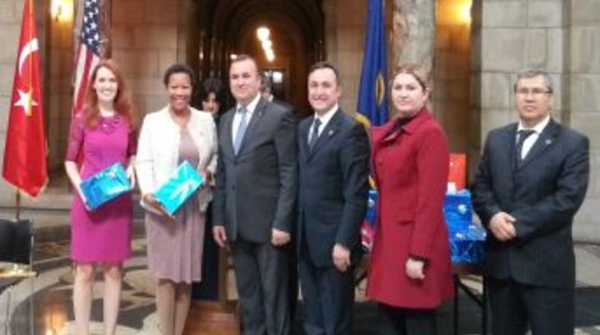 Nebraska Senatosu, SAGİAD &Uuml;yelerine 'onursal Vatandaşlık Belgesi' Verdi