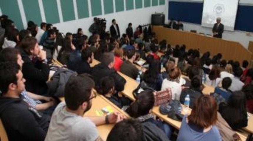 Başkan Sakallı &Uuml;niversite &Ouml;ğrencileriyle Eskişehir Turizmini Konuştu