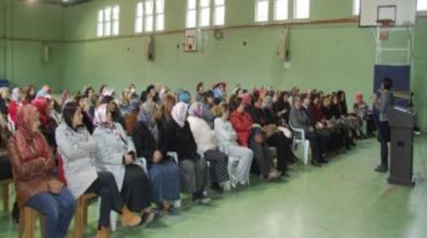 &Ccedil;ınarcık'ta Aile İ&ccedil;i İletişim Semineri