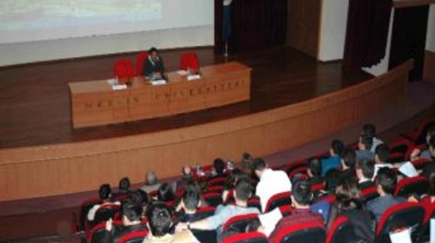 Ulusal Siyaset Bilimi Ve Kamu Y&ouml;netimi &Ouml;ğrencileri Kongresi Me&uuml;&rsquo;de Yapılıyor