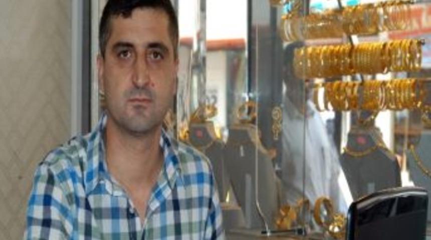 &Ccedil;eyrek Altın Karaborsa Oldu