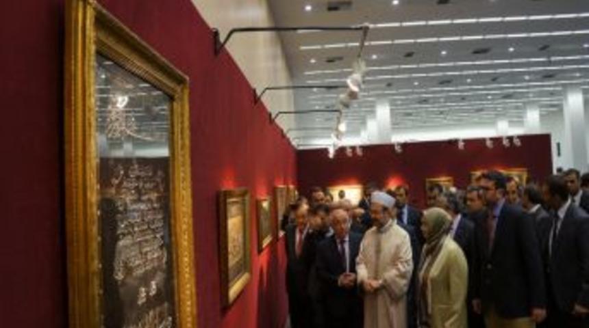 &Ccedil;i&ccedil;ek: K&uuml;lt&uuml;r Ve Ahlak Ayağı Olmayan Demokrasi, Diyet Demokrasisidir