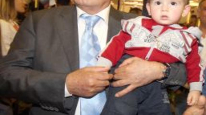 Ferdi Tayfur, D&ouml;rd&uuml;nc&uuml; Kitabına Hazırlanıyor