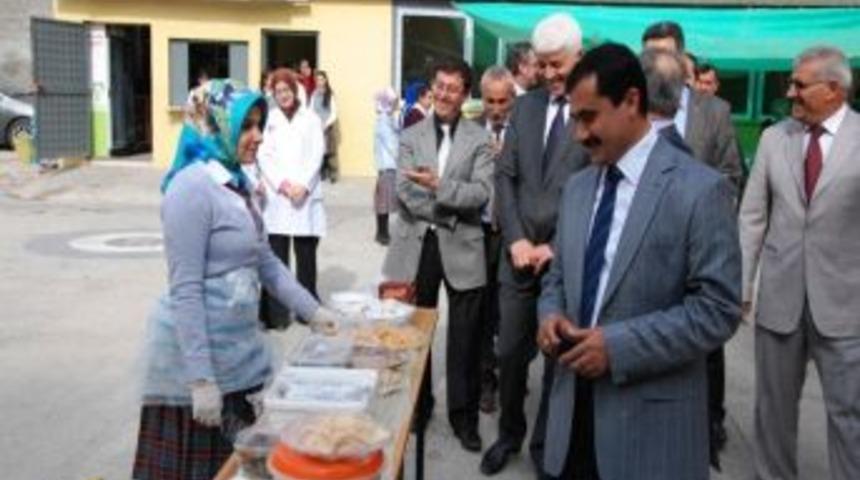 Kız Meslek Lisesi &Ccedil;ok Ama&ccedil;lı Toplantı Salonu A&ccedil;ıldı
