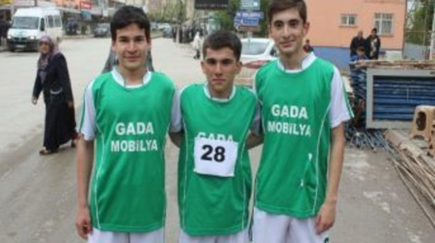 Kaynarca&rsquo;da 23 Nisan Koşusu Yapıldı