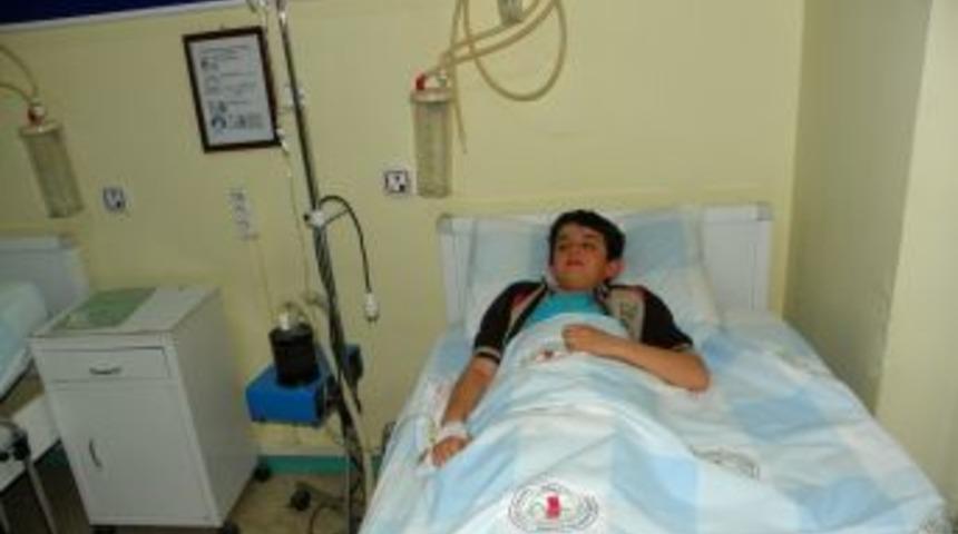 İki &Ouml;ğrenci Ayrandan Zehirlendi