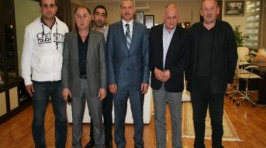 Kapalı Pazaryerine En &Ccedil;ok Dolmuş&ccedil;ular Sevindi