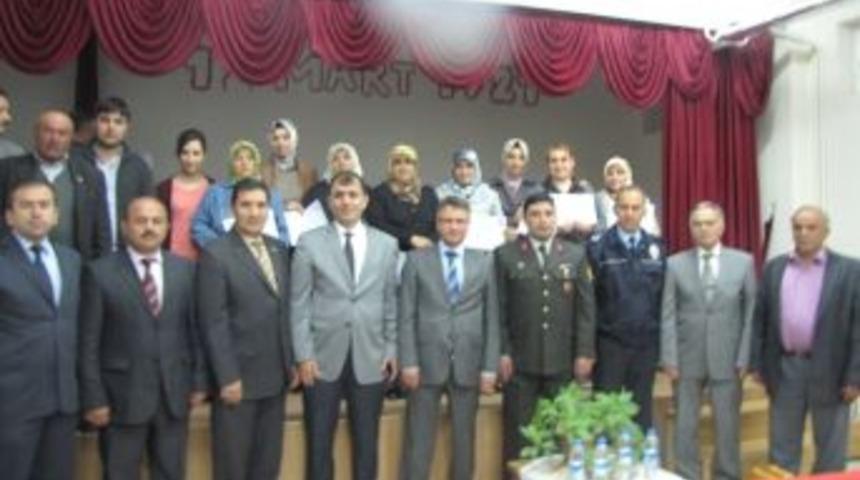 Karake&ccedil;ili'de Girişimciler Sertifikalarını Aldı