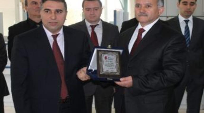 Beyşehir Vergi Dairesi &Ouml;d&uuml;llendirildi