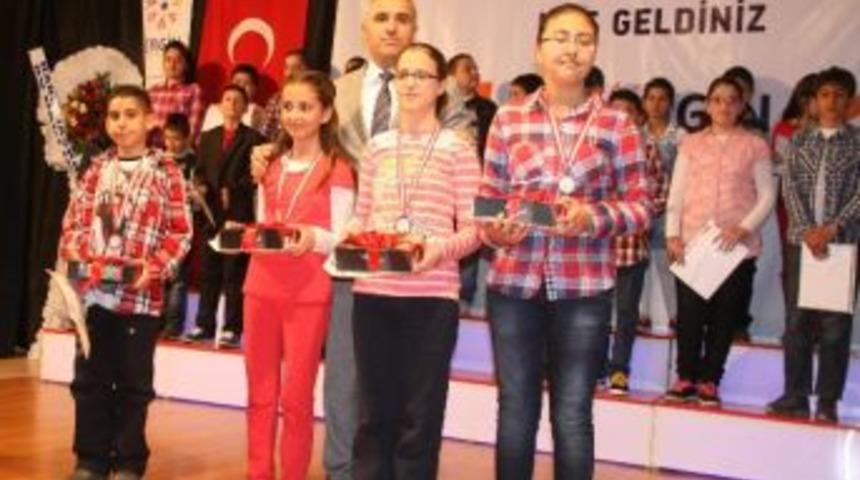 Yozgat &Ouml;zel Ergin Koleji Sabio&rsquo;da Başarılı Olan &Ouml;ğrencileri &Ouml;d&uuml;llendirdi