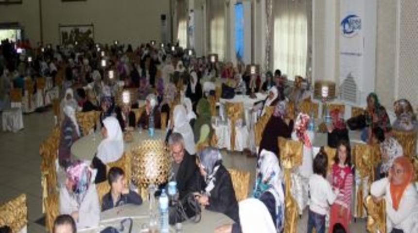 Kimse Yok Mu, Yardım Yaptığı Aileler I&ccedil;in Kutlu Doğum Etkinliği D&uuml;zenledi