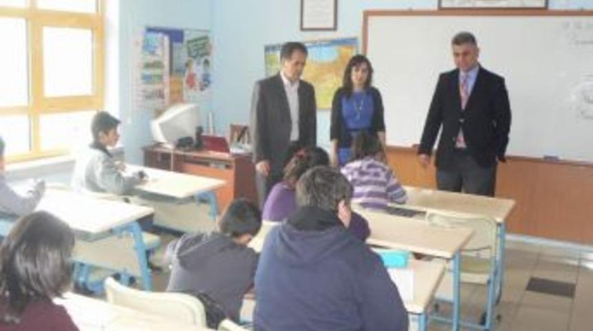 Boz&uuml;y&uuml;k&rsquo;te &Ouml;d&uuml;ll&uuml; Kitap Okuma Yarışması