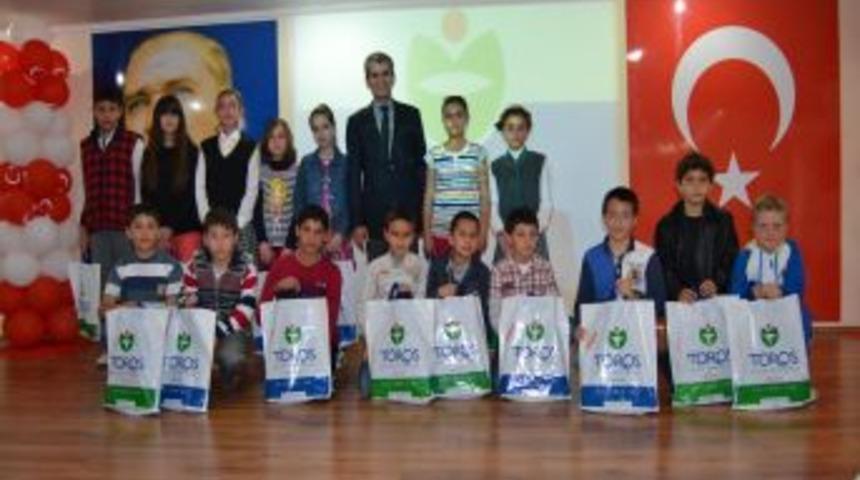 Başarılı &Ouml;ğrenci Ve &Ouml;ğretmenler &Ouml;d&uuml;llendirildi