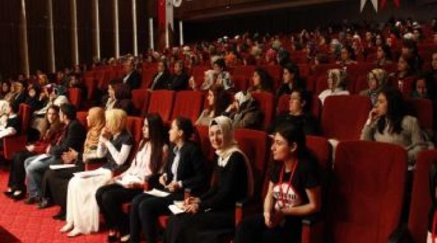 Sa&uuml;&rsquo;de Toplumu Konuşma G&uuml;nleri