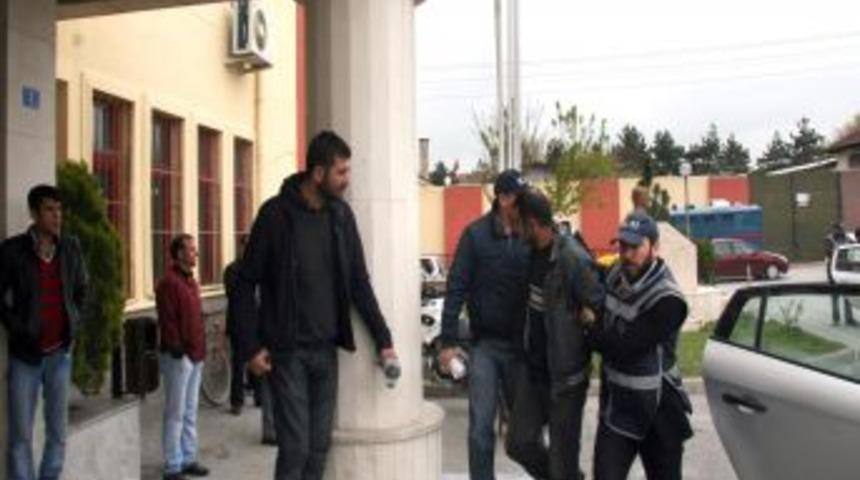 Afyon'da Torbacılara Operasyon