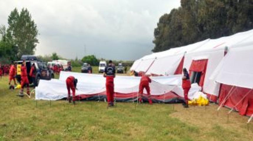 UMKE Personeli Tatbikat Kampında