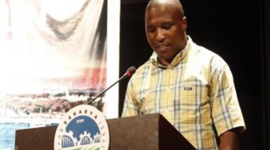 SA&Uuml;'de 'Şiirler T&uuml;rk&ccedil;e Olsun' Şiir Okuma Yarışması