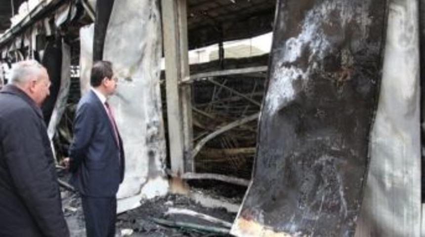 Vali Başk&ouml;y&rsquo;den Yanan &Ccedil;iftlikte İnceleme