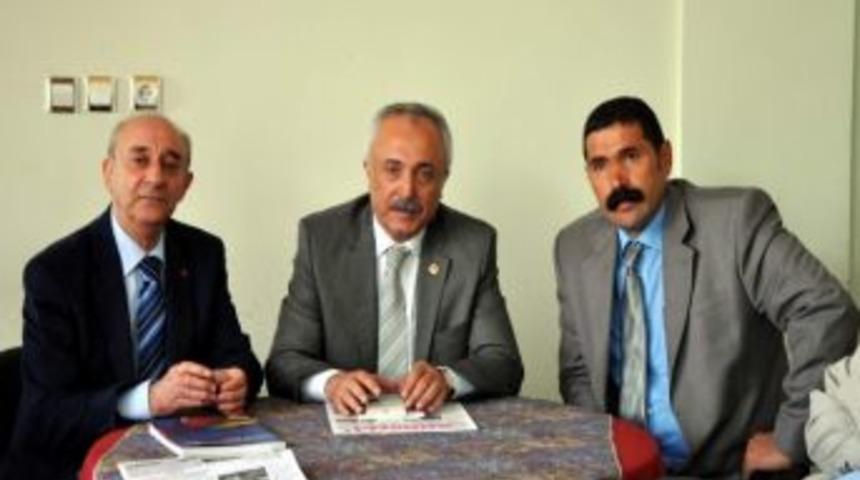 Chp Milletvekili Malik Ecder &Ouml;zdermi Gemerek İl&ccedil;esini Ziyaret Etti