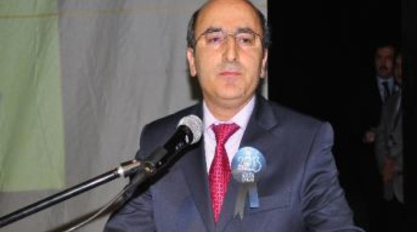&Ccedil;orum&rsquo;da &ldquo;hz. Peygamber Ve İnsan Onuru&rdquo; Konulu Konferans
