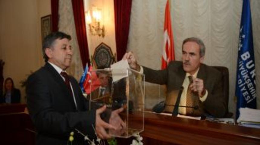 Bursa B&uuml;y&uuml;kşehir'de Ihtisas Komisyonları Belirlendi