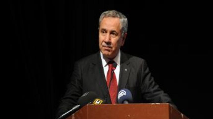 Arın&ccedil;: Fazıl Say Hakaret Ettiği I&ccedil;in Her M&uuml;sl&uuml;man&rsquo;dan &Ouml;z&uuml;r Dilemeli