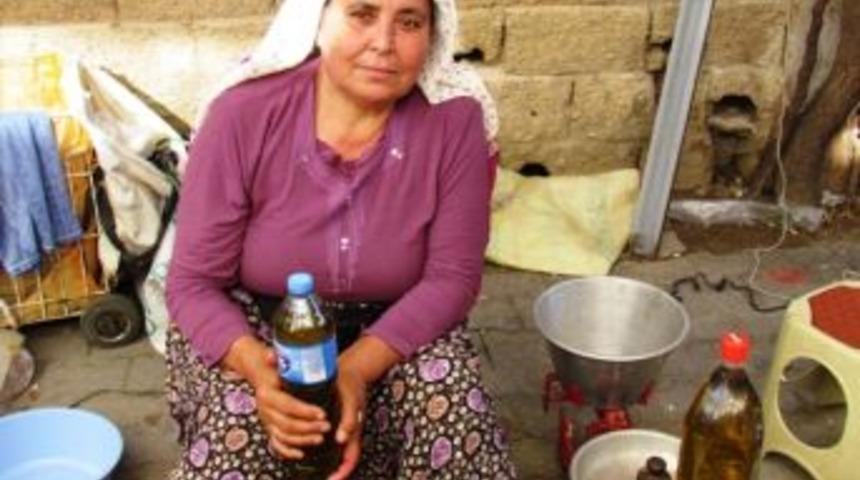 &Uuml;retici, Zeytinyağından Emeğinin Karşılığını Alamamaktan Şikayet&ccedil;i