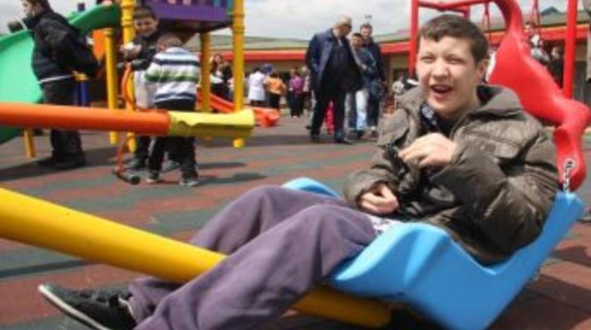 Liseli &Ouml;ğrencilerden "engelliler Parkı"