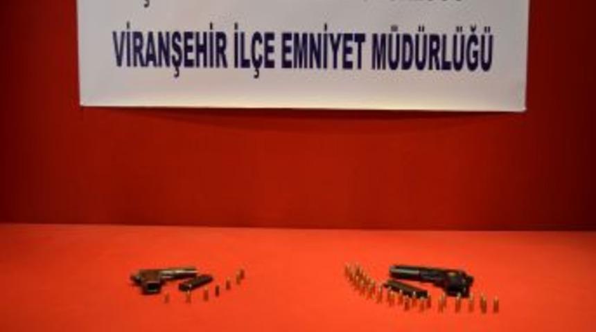 Viranşehir'de 2 Adet Ruhsatsız Silah Ele Ge&ccedil;irildi