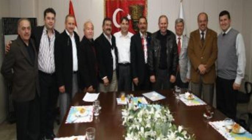 Tarihi Dernekten Tartan&rsquo;a Destek