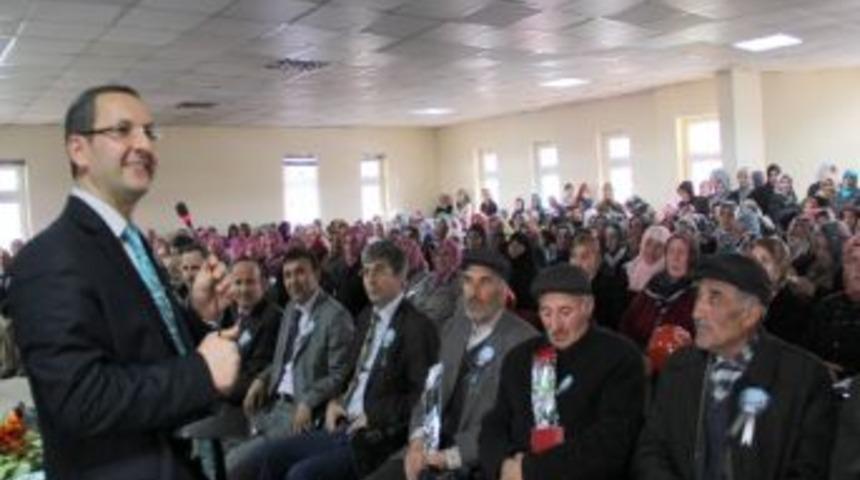 &Ccedil;ıldır'da Kutlu Doğum Konferansı