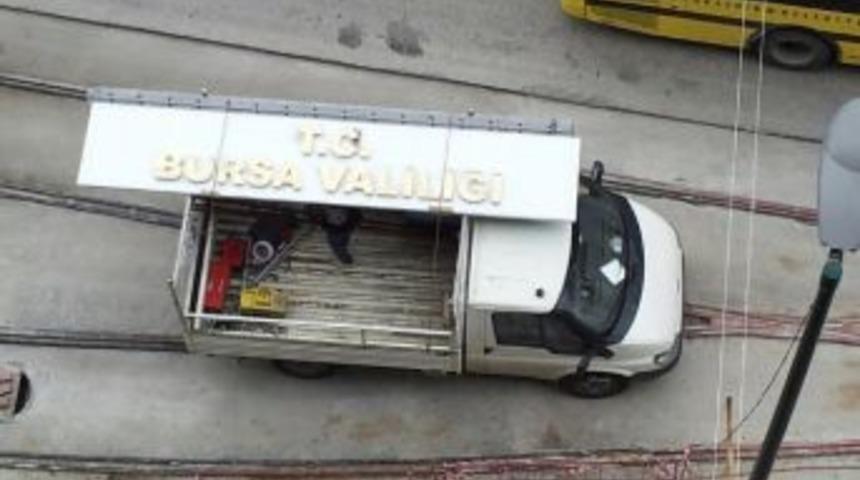 Bursa Valiliği'nin Tc Yazılı Yeni Tabelası Asıldı